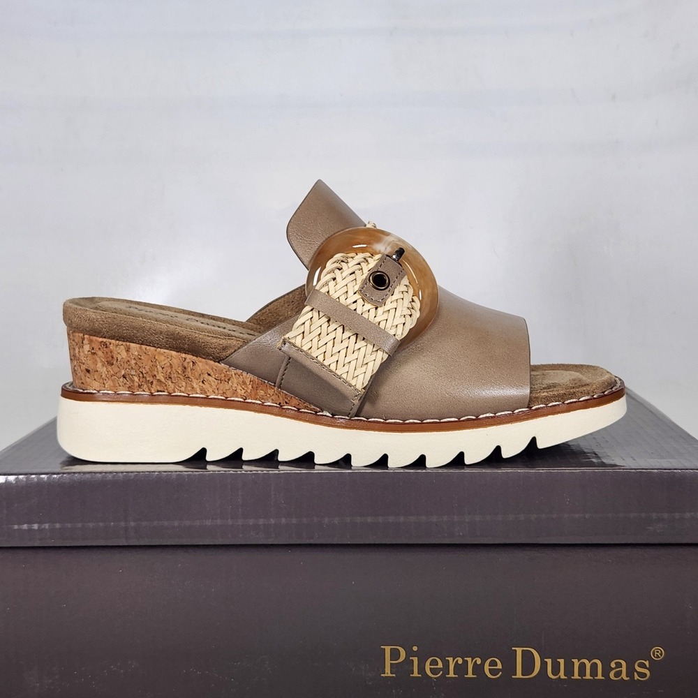 Pierre Dumas Expand-4 Sandals Women Size 7.5 Nude Comb Woven Buckle Wedge Slide